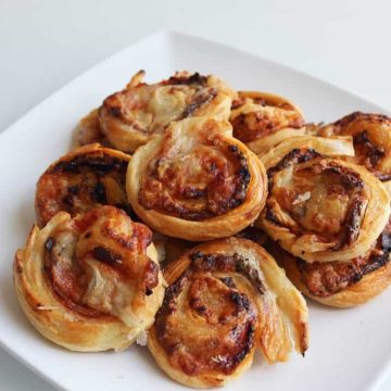 Puff pastry pinwheels with cheese and bacon