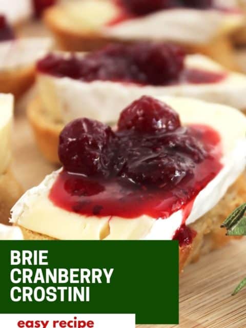Pinterest graphic. Brie and cranberry crostini with text.