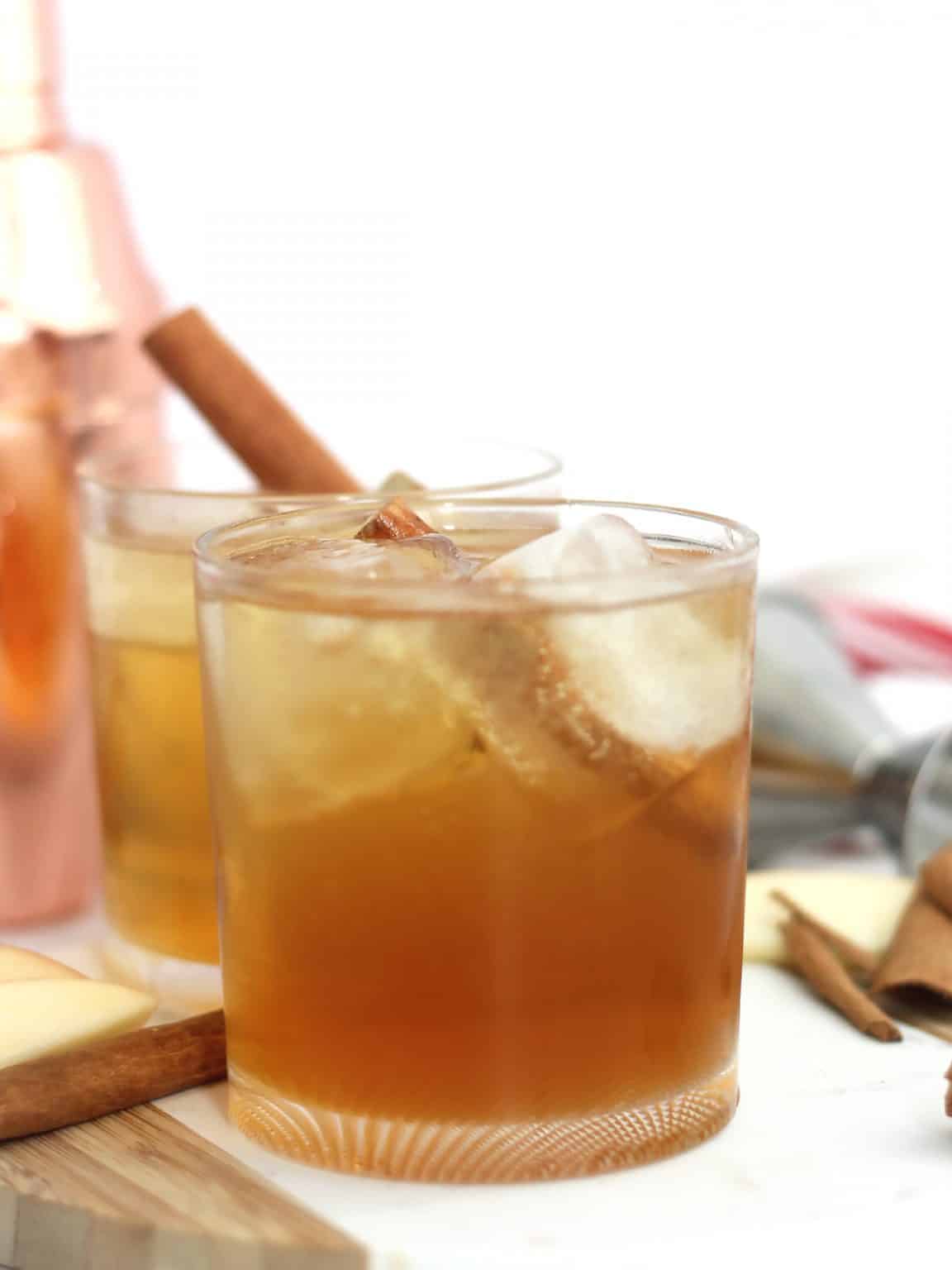 Fireball Whiskey Cocktail (Cinnamon, Maple and Apple Cider) - Slow The ...