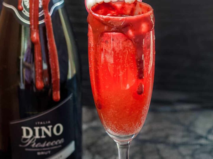 Image for Bloody Bellini – a Cocktail for a Vampire