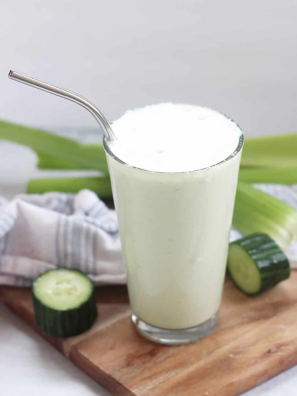 Celery, Cucumber and Apple Smoothie Slow The Cook Down